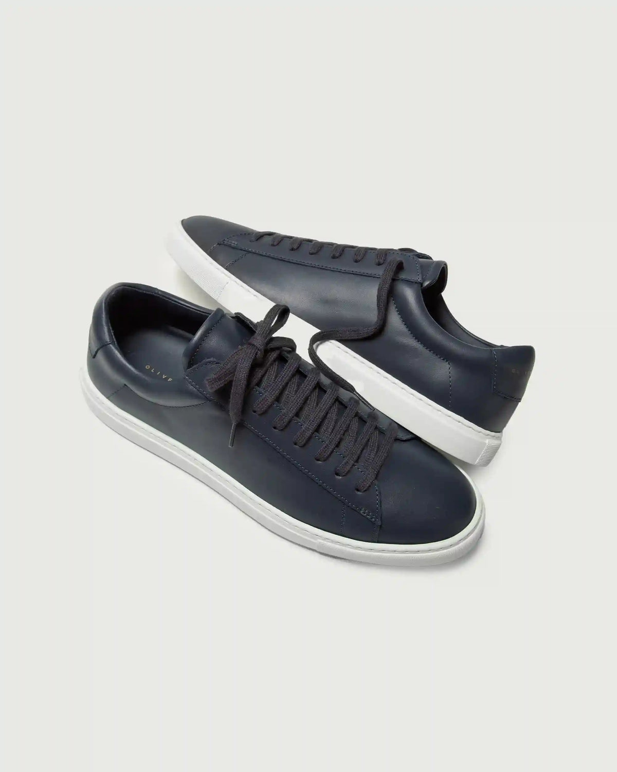 Low 1 | Royal