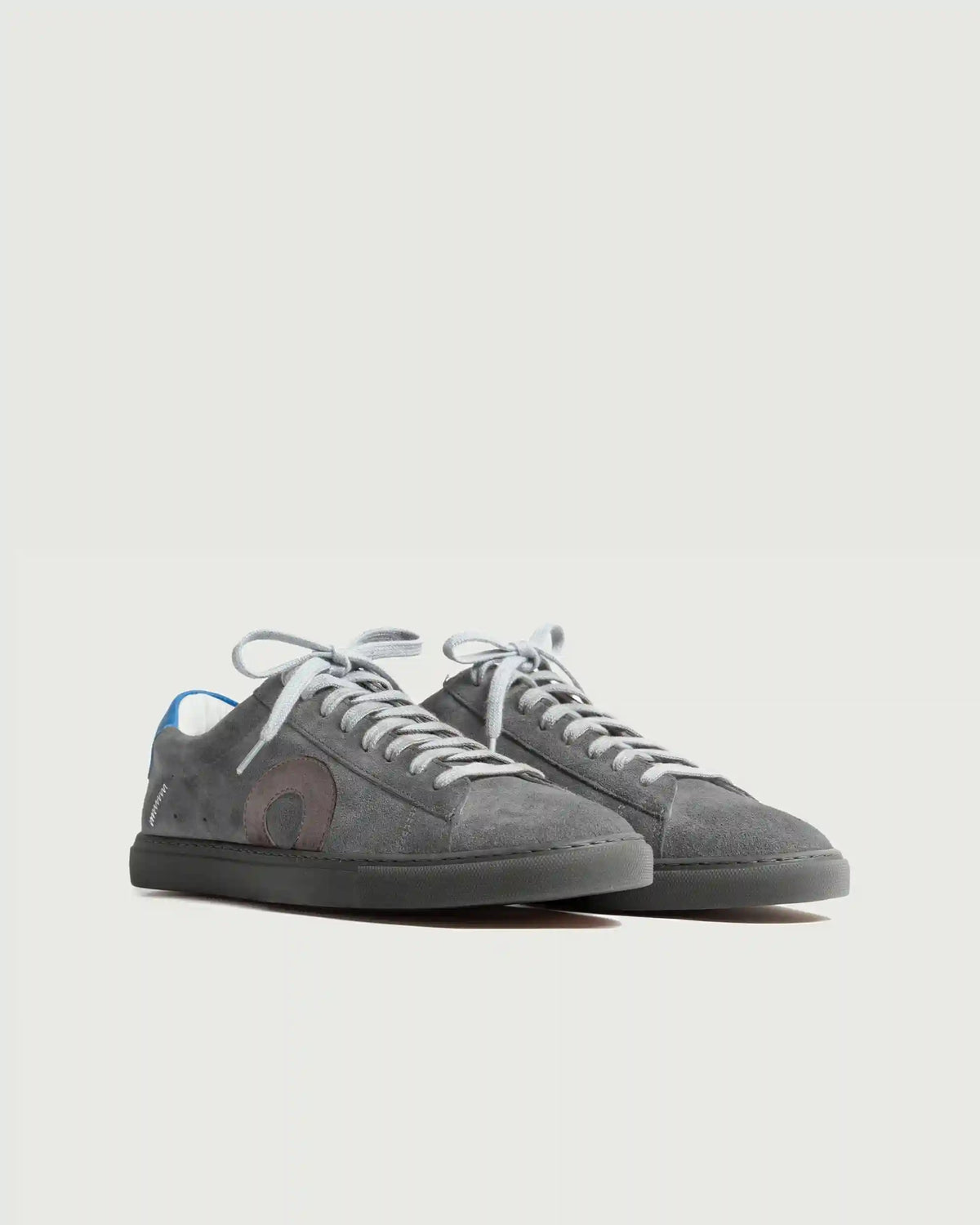 Low 1 | Pigment