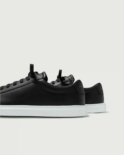 Low 1 | Black (EE Wide)