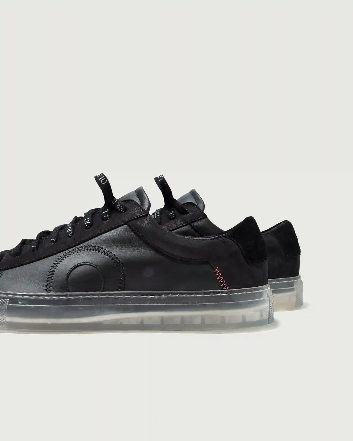 Low 1 | Black Ghost