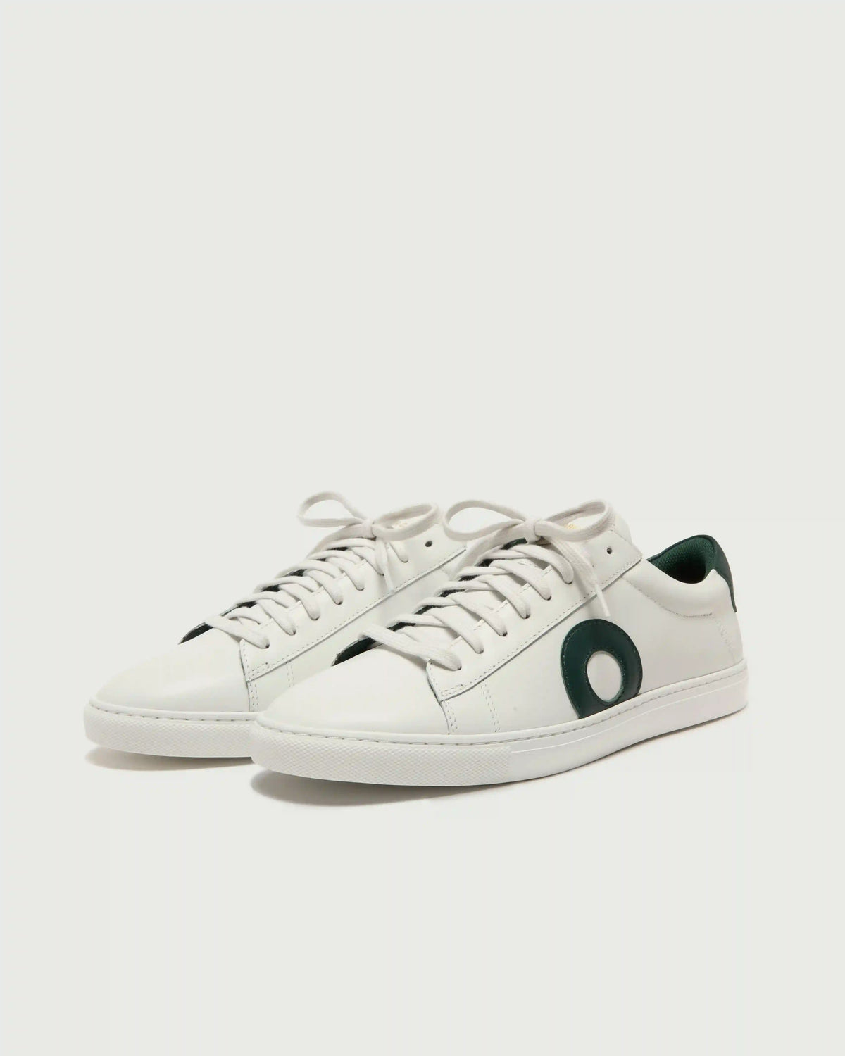 Low 1 | White / Forest